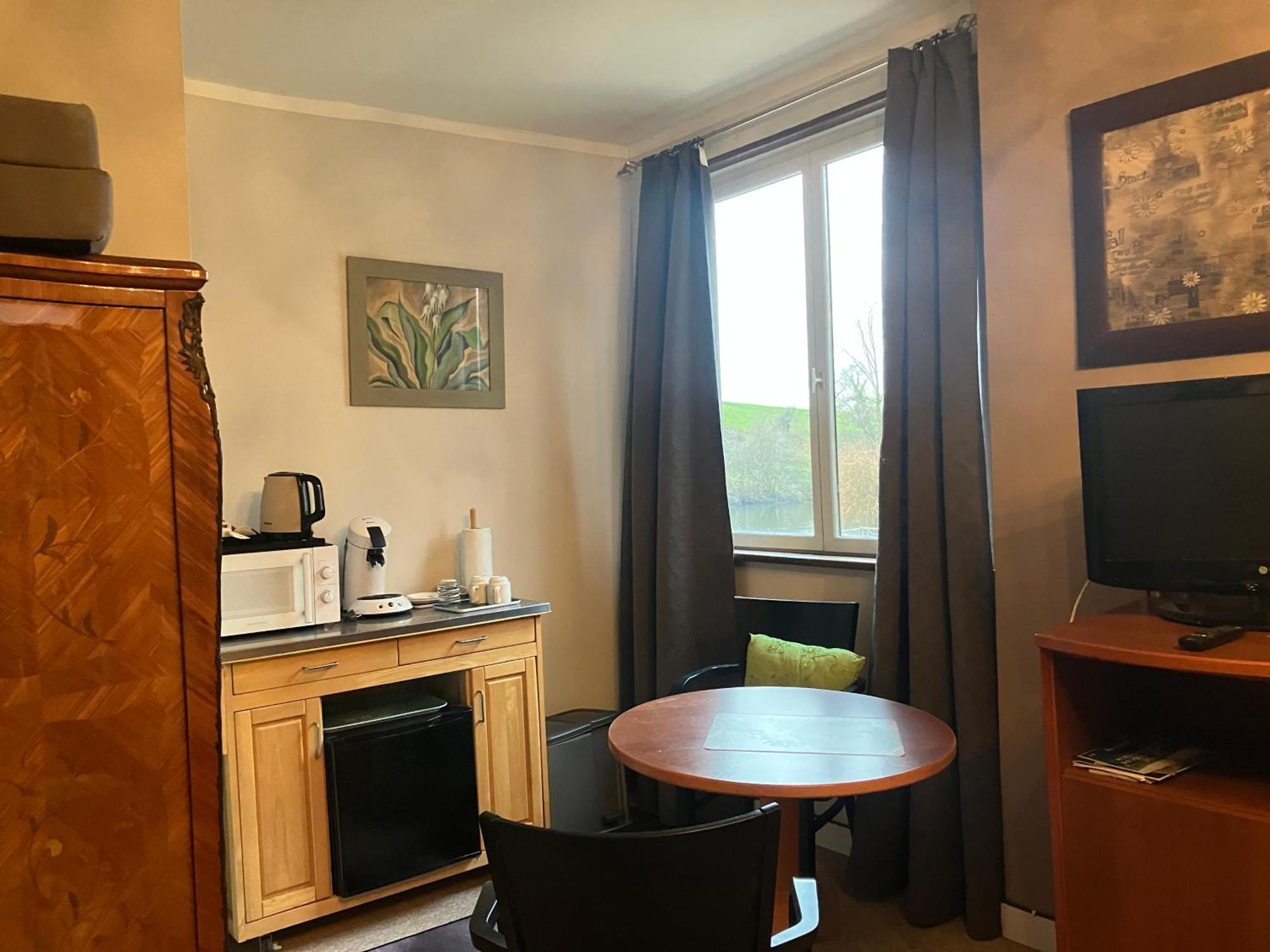 Moon River Chambre D'Hote Сен-Жуниен Екстериор снимка